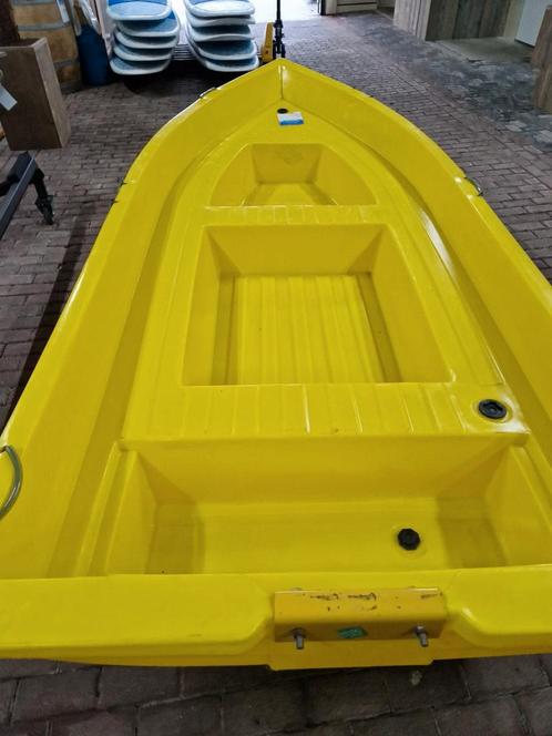 PE - 400 Vis/Werk/Toerboot OVERJARIG €895, Watersport en Boten, Bootonderdelen, Nieuw, Ophalen