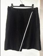 Karl Lagerfeld Mini Skirt ARW1200 – Size EU 40, Kleding | Dames, Maat 38/40 (M), Karl Lagerfeld, Zwart, Nieuw