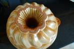 vintage aardenwerken tulbandvorm 24 cm. doorsnee,11 cm. hoog, Ophalen of Verzenden, Nieuw, Overige typen