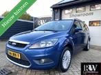 Ford Focus Wagon 1.8 Limited *NAP*TREKHAAK*AIRCO*NIEUWE APK*, 125 pk, Gebruikt, 4 cilinders, Blauw