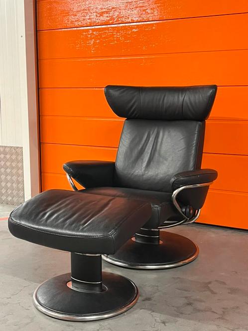 Stressless relax fauteuil met voetenbank, Huis en Inrichting, Fauteuils, Zo goed als nieuw, 50 tot 75 cm, Minder dan 75 cm, Ophalen of Verzenden