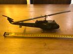 Vintage gegoten ijzeren modelbouw helikopter, Hobby en Vrije tijd, Modelbouw | Vliegtuigen en Helikopters, Ophalen of Verzenden
