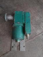 Liermotor 220v stienen zeer sterk, Doe-het-zelf en Verbouw, Motoren, Ophalen, Gebruikt, Elektromotor