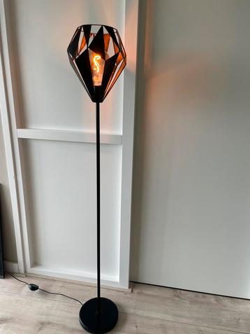 Eglo Carlton 1 vloerlamp zwart koper 152,5 cm beschikbaar voor biedingen