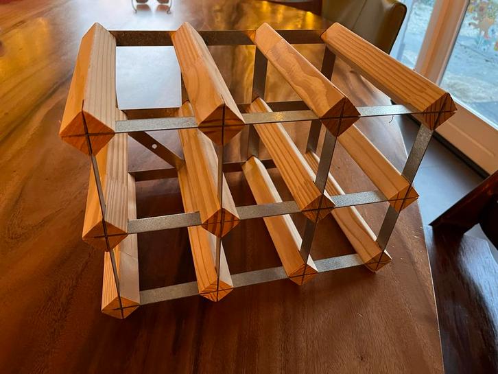 6x Wijnrek voor 9 flessen - Grenen & Staal - Nieuw!, Huis en Inrichting, Woonaccessoires | Wijnrekken, Nieuw, Minder dan 50 cm