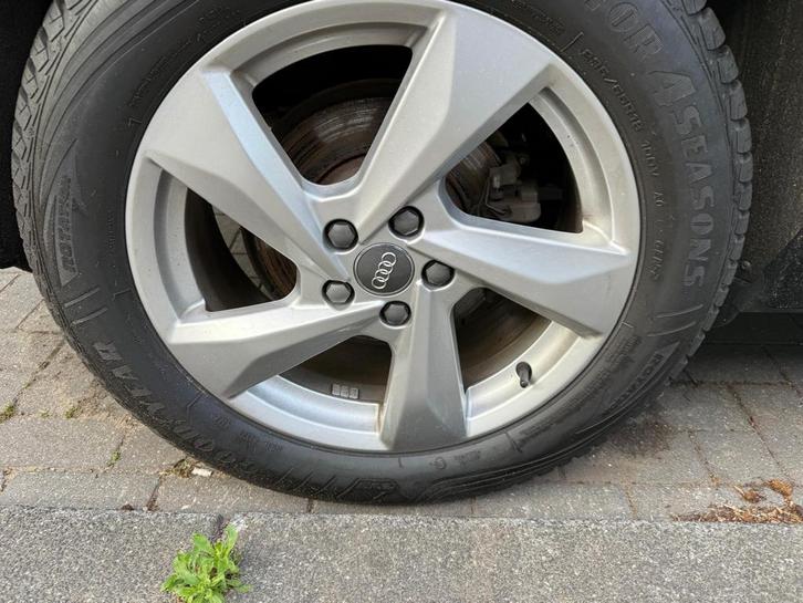 Audi Q3 velgen 235/86/18 incl all season banden, Auto-onderdelen, Banden en Velgen, All Season, 18 inch, 235 mm, Ophalen of Verzenden