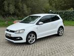Volkswagen Polo 1.2 TSI Highline R-LINE I PDC I STOELVER I C, Gebruikt, 4 cilinders, Wit, Origineel Nederlands
