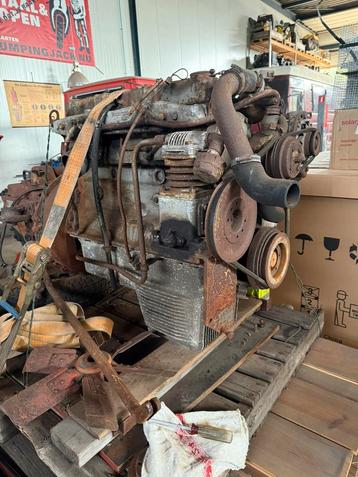 Perkins 6 cilinder diesel beschikbaar voor biedingen