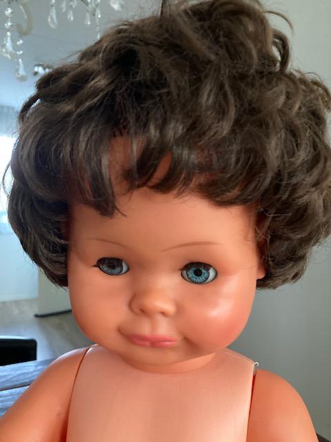 Pop lengte 65 cm. eventueel met bijpassende gebreide kleding, Verzamelen, Poppen, Zo goed als nieuw, Pop, Ophalen