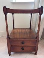 Antieke bijzettafel van mahoniehout, Ophalen