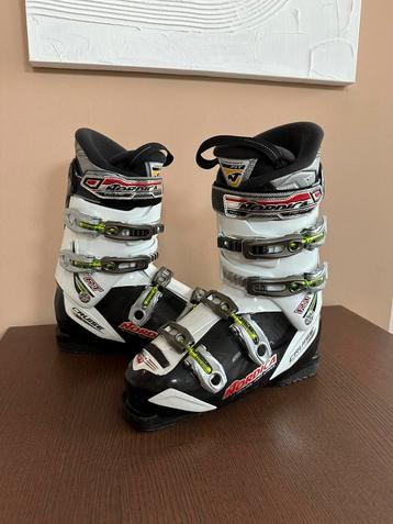 Nordica skischoenen 40,5/41 zo goed als nieuw beschikbaar voor biedingen