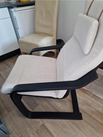 ikea poang stoel beschikbaar voor biedingen