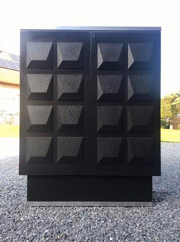Brutalist Vintage 1970s Highboard With Graphic Panels Design beschikbaar voor biedingen