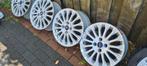 Ford Fiesta ichtmetalen velg 16" 15-spaaks design, zilver, Auto-onderdelen, Banden en Velgen, Gebruikt, Banden en Velgen, All Season