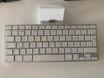 Apple Toetsenbord + iPad Dock, Ophalen of Verzenden, Qwerty, Gebruikt, Draadloos