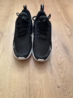 Nike air max 270 dames sneakers, Sport en Fitness, Loopsport en Atletiek, Ophalen, Zo goed als nieuw, Hardloopschoenen, Nike