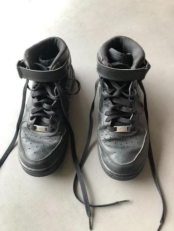 Nike Airforce AF1 sneakers, maat 39 beschikbaar voor biedingen