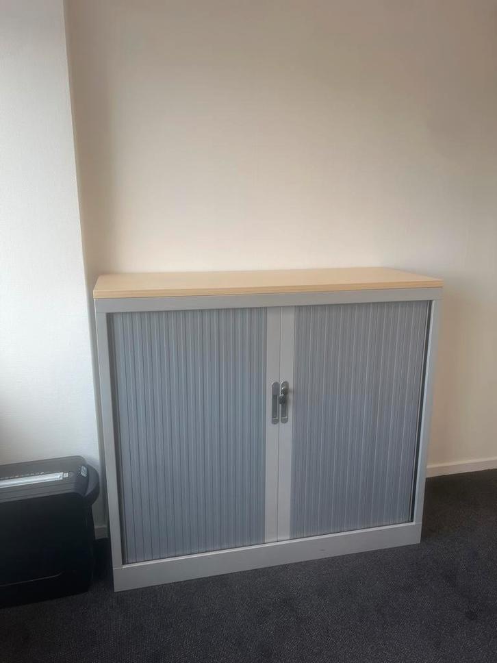 Metalen roldeurkast, 120x45x107 cm, Huis en Inrichting, Kasten | Roldeurkasten en Archiefkasten, Gebruikt, 100 tot 150 cm, 25 tot 50 cm