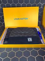 Louis Vuitton sjaal met muts, Kleding | Heren, Mutsen, Sjaals en Handschoenen, Nieuw, Muts, Louis Vuitton, Verzenden