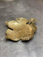 Messing Druivenblad Schaal - Mid Century, Overige materialen, Gebruikt, Schaal, Ophalen of Verzenden