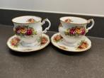 Elizabethan staffordshire kopjes 2 stuks, Ophalen of Verzenden, Zo goed als nieuw, Overige stijlen, Kop(pen) en/of Schotel(s)