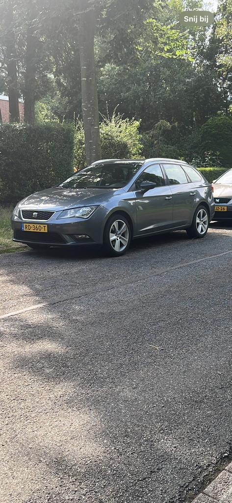 Seat Leon 1.4 TSI 92KW ST 2014 Grijs, Auto's, Seat, Particulier, Leon, ABS, Adaptive Cruise Control, Airbags, Airconditioning