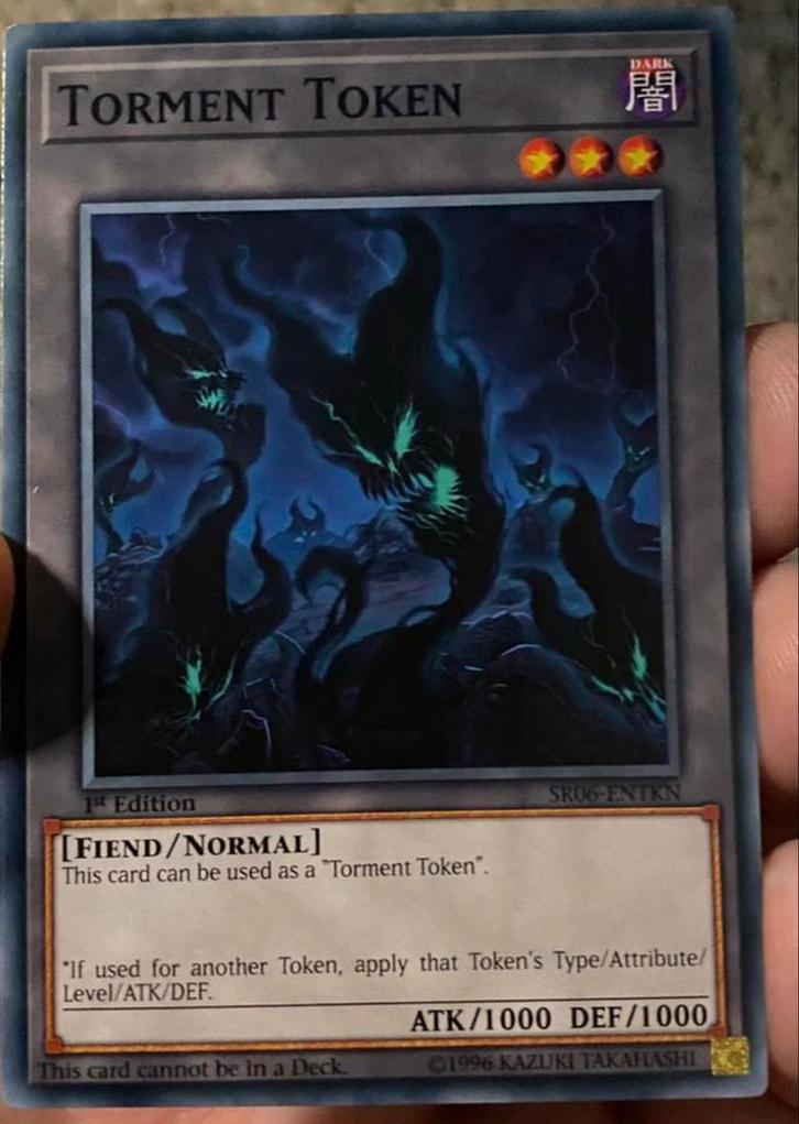 Yu-Gi-Oh! Torment Token SR06 1st Edition !, Hobby en Vrije tijd, Verzamelkaartspellen | Yu-gi-Oh!, Zo goed als nieuw, Losse kaart