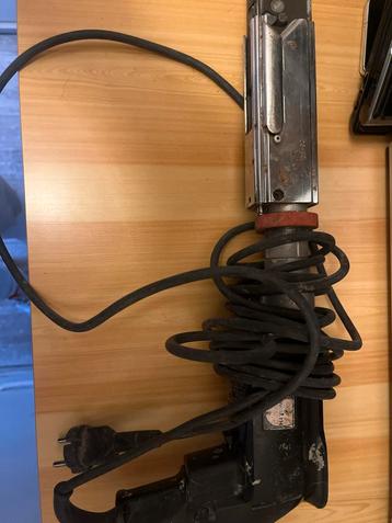 Oude Boor- en/of Breekhamer beschikbaar voor biedingen