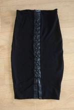 Zwarte rok met hoge taille en strik maat s, Kleding | Dames, Rokken, On-line, Zwart, Zo goed als nieuw, Maat 36 (S)
