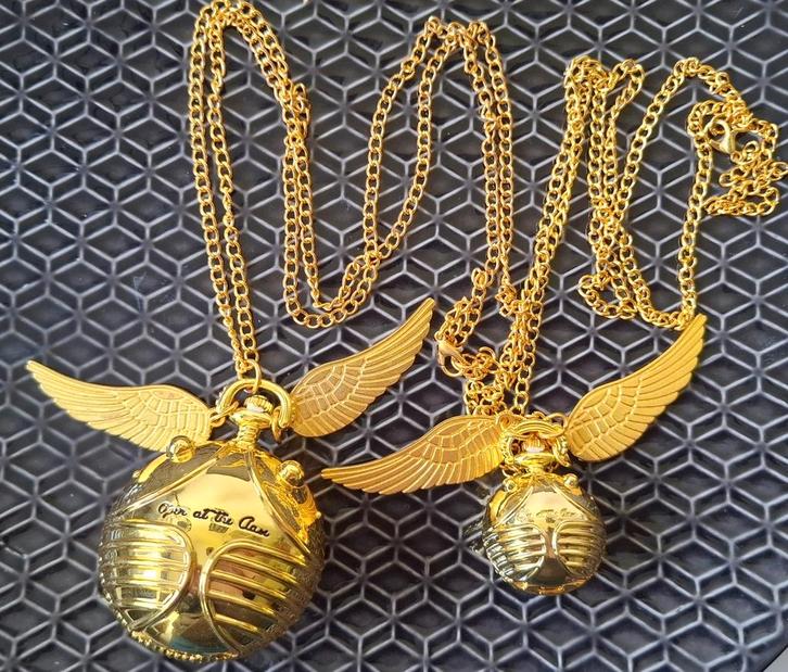 Gouden Snaai Zakhorloge Harry Potter Groot & Klein, Verzamelen, Harry Potter, Zo goed als nieuw, Ophalen of Verzenden