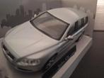 Volvo V70 Combi 2009 Schaal 1:43, Hobby en Vrije tijd, Modelauto's | 1:43, Overige merken, Auto, Nieuw, Cararama
