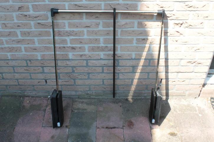 Hafele hydraulische garderobelift, Huis en Inrichting, Kasten | Kledingkasten, Gebruikt, Minder dan 100 cm, 50 tot 100 cm, 25 tot 50 cm