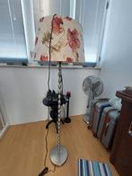 Staande lamp met bloemen kap, Ophalen, Gebruikt, 150 tot 200 cm