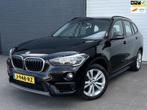 BMW X1 SDrive18i Centennial High Executive NAVI/CLIMA/STOELV, Gebruikt, Zwart, Handgeschakeld, Lichtsensor