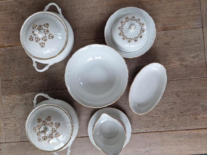 Set schalen van het merk TK Thun Tsjechoslowakia, Antiek en Kunst, Curiosa en Brocante, Ophalen of Verzenden