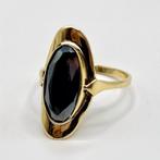 14 karaat gouden ring met ovaal gefacetteerde hematiet, 18 tot 19, Ophalen of Verzenden, Zo goed als nieuw, Met edelsteen