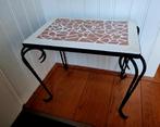 Retro smeedijzeren bijzettafeltje, Ophalen, Overige materialen, Gebruikt, Minder dan 50 cm