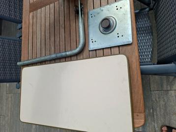 Volkswagen t3 draaiplato tafel. Camper tafel draaipoot. Orgi beschikbaar voor biedingen