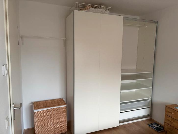 Luxe IKEA Pax kast met schuifdeuren en lades, Huis en Inrichting, Kasten | Kledingkasten, Zo goed als nieuw, 200 cm of meer, 150 tot 200 cm