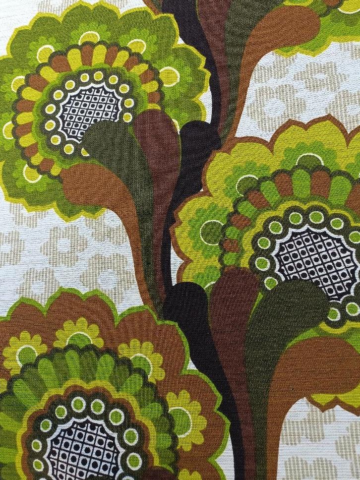 Origineel vintage stof psychedelisch groen bloem 120 cm (I6), Hobby en Vrije tijd, Stoffen en Lappen, Nieuw, Linnen, 120 cm of meer