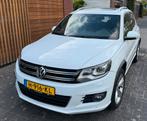 Volkswagen Tiguan R-Line 1.4 TSI 4WD 2014 Wit, Auto's, 74 €/maand, 1398 cc, Wit, 11 km/l