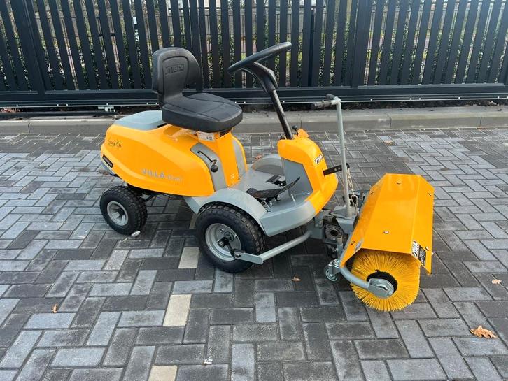 Stiga Villa 12 HST met veegmachine, Tuin en Terras, Zitmaaiers, Gebruikt, Minder dan 90 cm, Ophalen