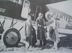 50 jaar KLM - 1969., De Vries, Ophalen of Verzenden, 20e eeuw of later, Gelezen