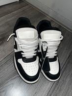 Off White, Zwart, Ophalen of Verzenden, Off white, Sneakers of Gympen