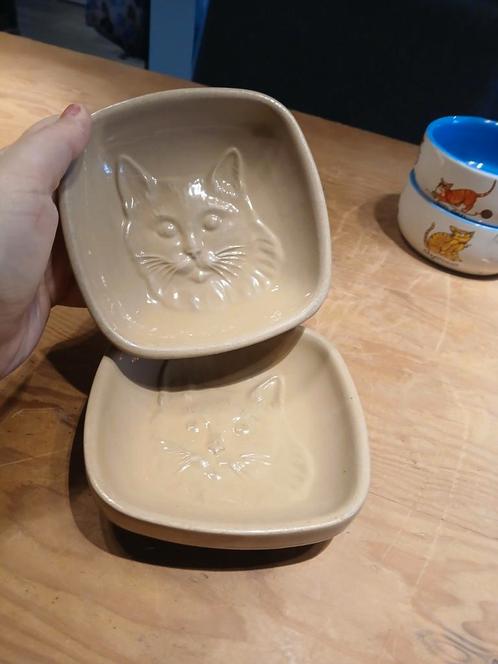 2x Mason Cash vintage Engelse keramische voerbakjes, Dieren en Toebehoren, Kattenvoerbakken en Drinkbakken, Gebruikt, Ophalen of Verzenden