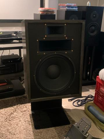 Klipsch heresy. beschikbaar voor biedingen