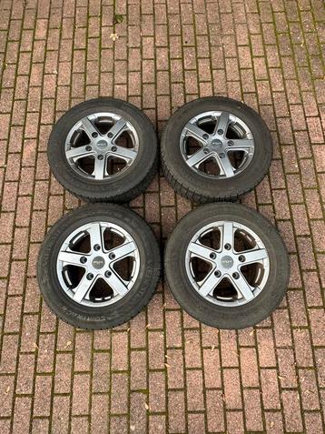 Ford Transit Custom Velgen met banden 215/65 R 16 C 109/107R beschikbaar voor biedingen
