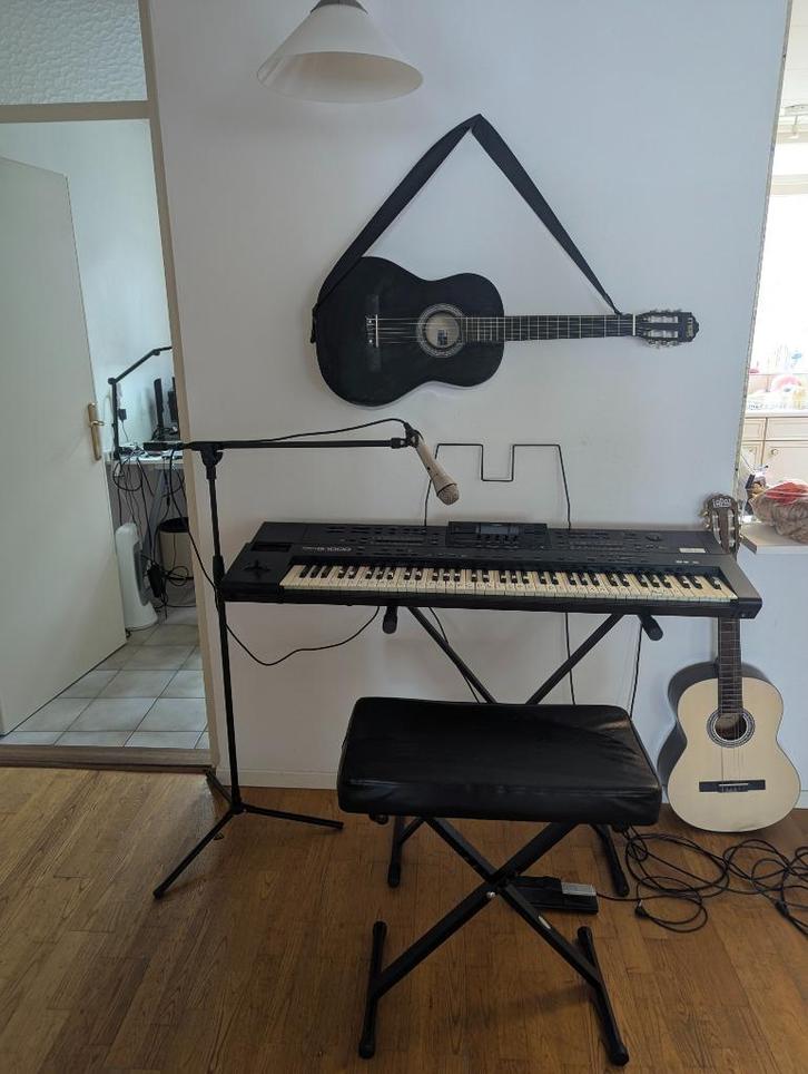 Roland G-1000 + Versterker + Microfoon + 2 Gitaren, Muziek en Instrumenten, Keyboards, Gebruikt, Overige aantallen, Roland, Ophalen