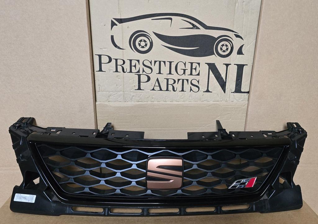 Grill Seat Leon 3 III 5F CUPRA FR GRILLE FACELIFT 5F0853654K, Auto-onderdelen, Carrosserie en Plaatwerk, Bumper, Voor, Gebruikt