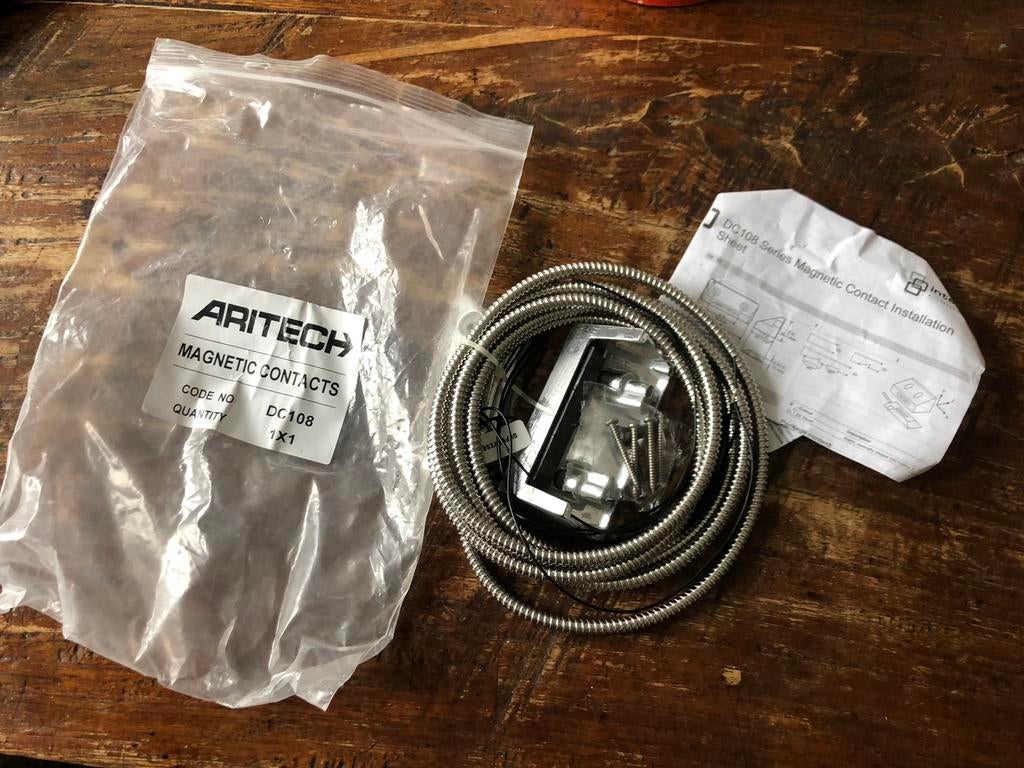 Aritech magneet contact voor roldeur., Ophalen of Verzenden, Overige typen